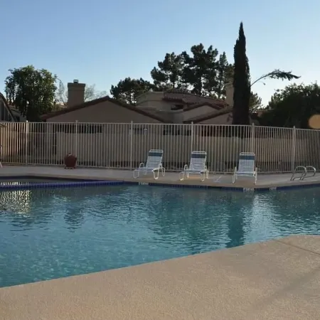 Charming 2Br-2BA by BlueBarrelHomes