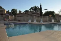 Charming 2Br-2BA by BlueBarrelHomes - 2-Star