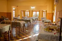 Almaalquimia Hotels near Estacion Shopping Eden