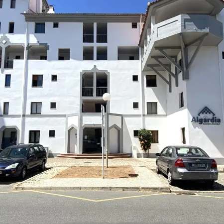 Vilamoura Central 7 with Pool by Homing