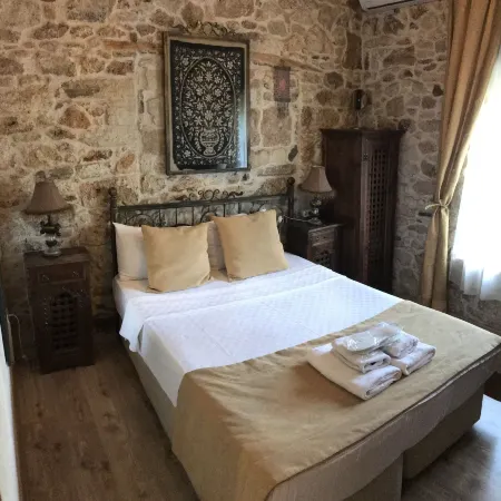 Foca Antik Otel