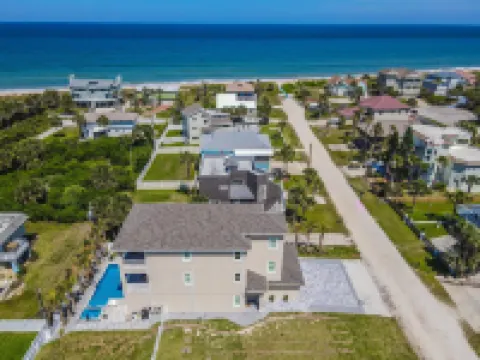 Villa Nautilus New Lux 3 Story Pool Hot Tub Home with Elevator- Steps Away from the Beach