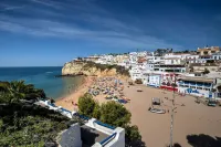 Azula - Bright and Airy 2 Bedroom Apartment with p