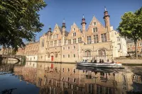 Holiday Suites Jabbeke - Klein Strand Hotels in 