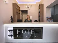 Hotel Forty Four