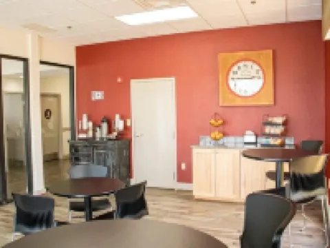 Econo Lodge Hotels in Toombs County