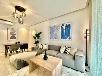A12 Stylish and Modern 2Bds in la Marsa Hôtels à proximité de : Gammarth marina