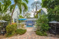 로드스 엔드 바이 브라이트와일드, 듀발 스트리트까지 몇 걸음