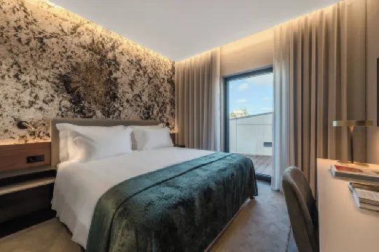 โดลินาส ไคลม์บิง โฮเทล โรงแรมใน