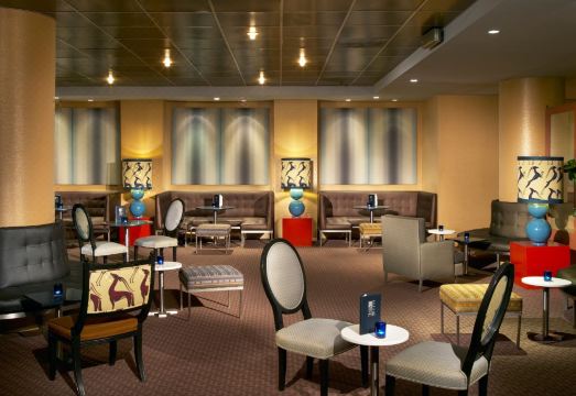 6. 워싱턴 플라자 ..