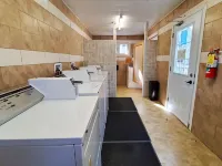 Oakhill Pines Campground Hotels in Lunenburg