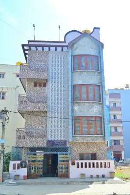 Mayur Shines Hotels near Shri Hanumantharāya Temple (Doddakammanahalli Circle)