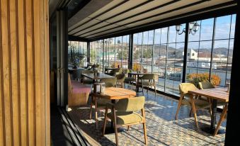 Grand Opera Hotel