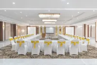 Clarks Inn Suites Agra Near Tajmahal Hotels in Mayapura