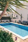 BO House & Hairshop - Swimmingpools