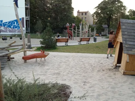 Brilliant Apartments Отели рядом с достопримечательностью «World Time Clock»