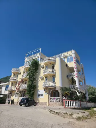 Bogumila Hotel