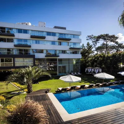 Park Hotel Hotels near Artisans Craft Fair