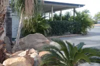 Capricorn Hotel Hotel di Blackwater