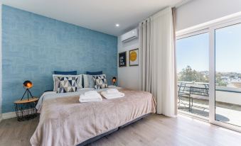 Malpique Heated Pool & Jacuzzi Guest House