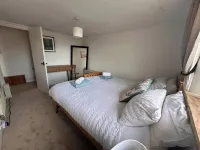 Rustic Cottage in the countryside Hotels in Crewkerne