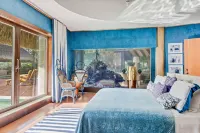 Dazzling Beachfront Villa With Swim-up Bar Các khách sạn ở 