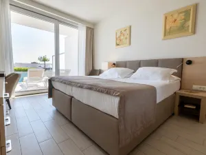 Romana Beach Resort