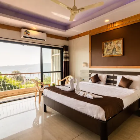 Saga Resort