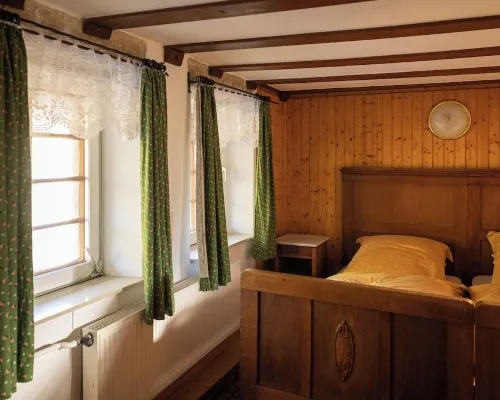 Sleep like in the old days in the beautiful Eifel. Pets are very welcome! Hotels in Weibern