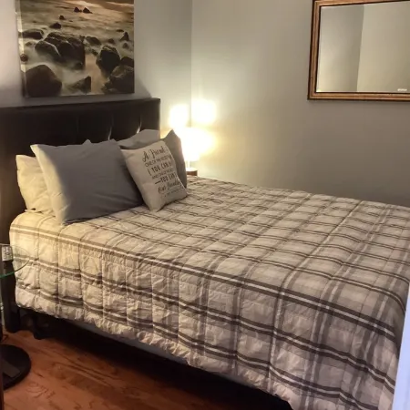 Lakefront Condo 2Br/2ba 208 Indoor Pool, Beach/Balcony. Rent 3/4th Free-Ask