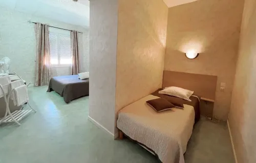 Hotel de La Plage Hotels in Serignan