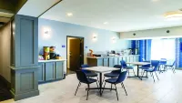 Winds Hotel at Crosswinds Casino - Завтрак