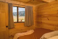 Cozy Log Cabin, Mountain View, AC, WiFi, 4 mi. to town, 16 minutes from airport. - Alppimaja