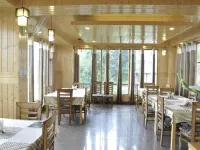 Hotel Comfort Inn Hotele w: Chail