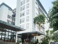 Clove Hotel Bandung Hotels in Cimenyan