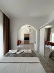 Small Beach Hotel - Bathtub