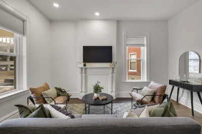 3BR Historic St. Charles, MO-Walking distance to Main Street 住宿飯店