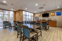Comfort Inn & Suites Orlando North - breakfast