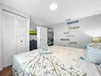 Charming, Family Friendly Newly Renovated Duplex on Holmes Beach