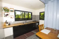 Nevaeh Garden Studio + Unlimited Wifi Hotels in Avarua