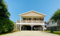 "Claire Skies" 75 yards to Beach access! Hoteles cerca de The French Door OBX