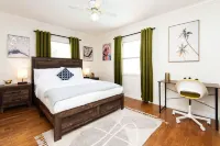 Spacious Charming 4BR 3BA Home with Outdoor Pool & Patio