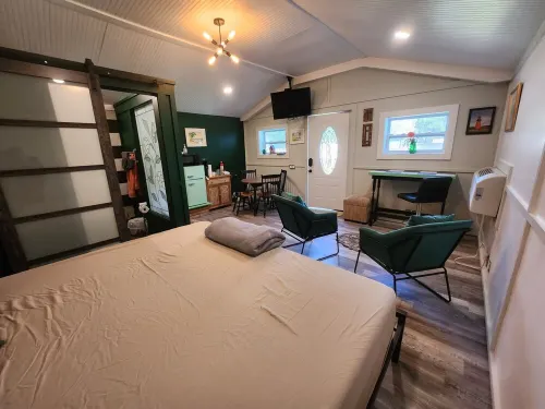 Downtown Cottage