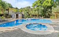 Gated Condo w/ Pool, Near Playa Penca - Sleeps 6
