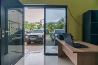 RedDoorz Syariah Near Rsud Dr HM Rabain Muara Enim Hotel a Muara Enim Regency