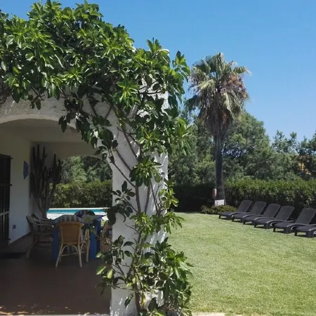 White washed villa with pool nr the beach at Pto Pollença