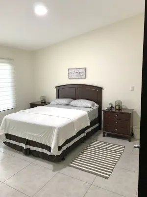 Exclusive Gated Community with HD TV, Air Conditioning, Cable and Netflix Hotels near Parque Bicentenario