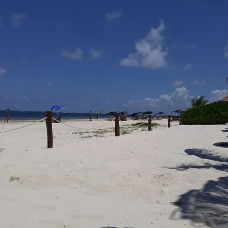 Affordable Beachfront  Paradise!     2 Bedrooms