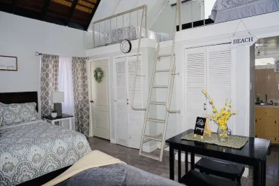 Cozy Studio With Loft Centrally Located In Negril.