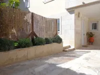 Large studio apartment in a very quiet and green area